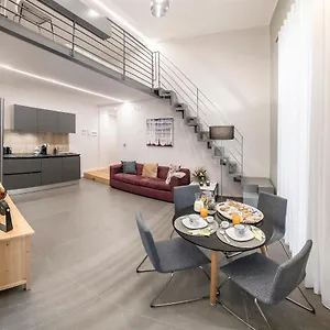 https://three-houses-toledo.hotels-amalfi.com